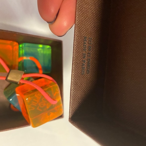 Authentic Louis Vuitton Pony Tail Barrettes - Picture 6 of 6